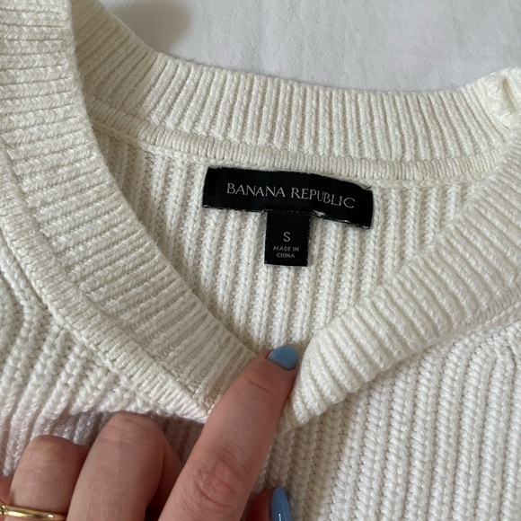Banana Republic ribbed knit cream crew neck sweater - Picture 4 of 4